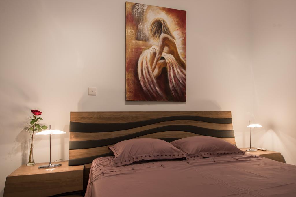 Skylight Megaron Daire Larnaca Dış mekan fotoğraf